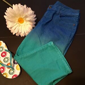Stylish Blue and Green Ombre Capris